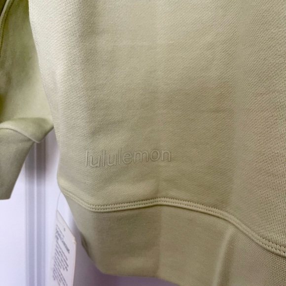LuluLemon Perfectly Oversized Crew - Picture 4 of 5